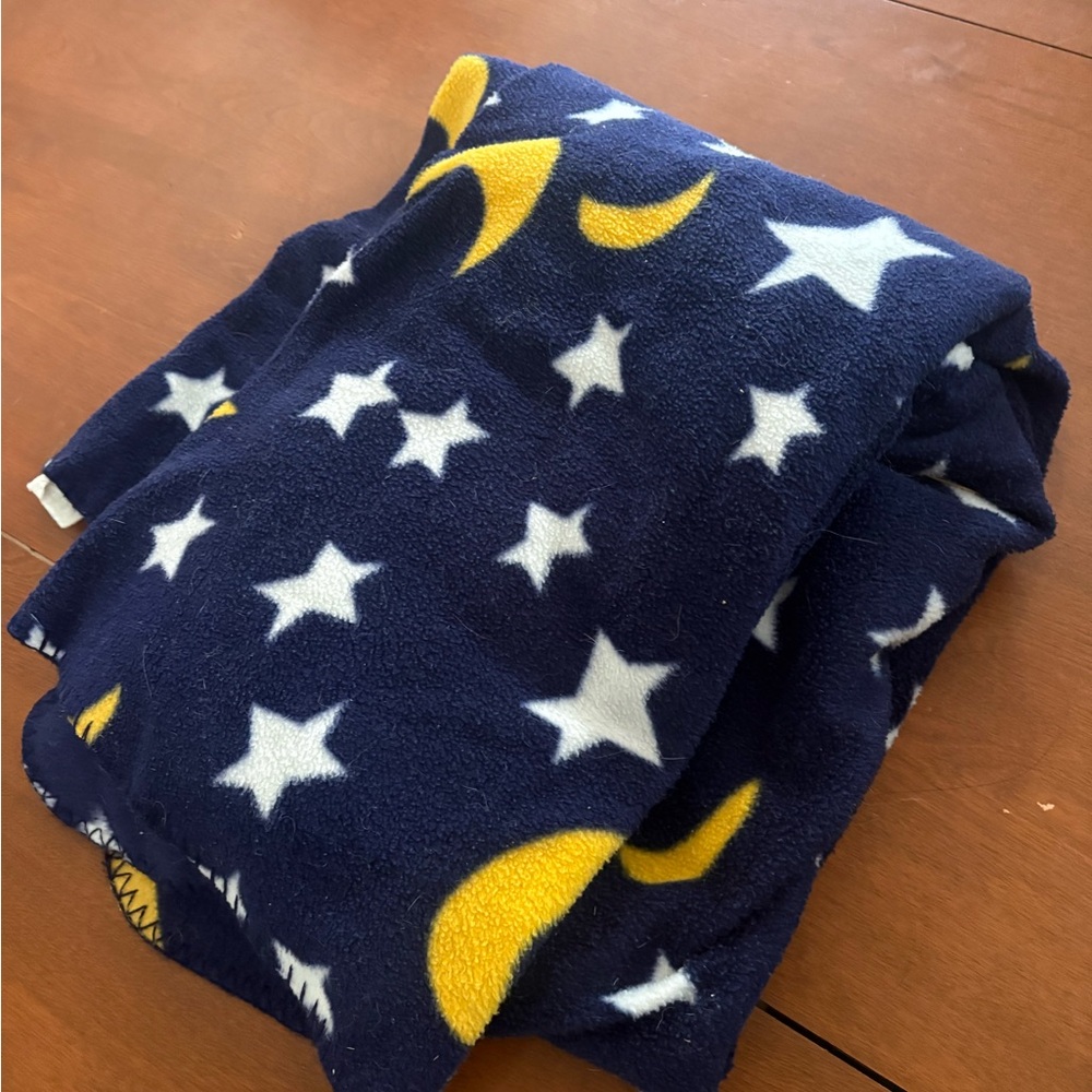 Cozy Kids' Blanket with Stars and Moons